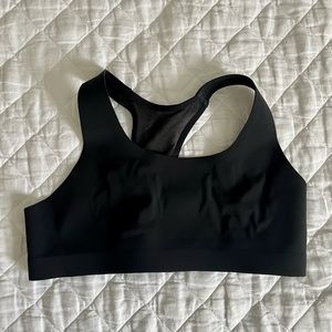 Black Lululemon Invigorate Bra with Clasp - Size 36B